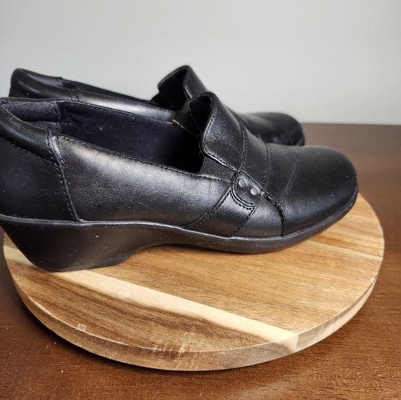 Size 7 leather Clark's - Picture 6 of 7